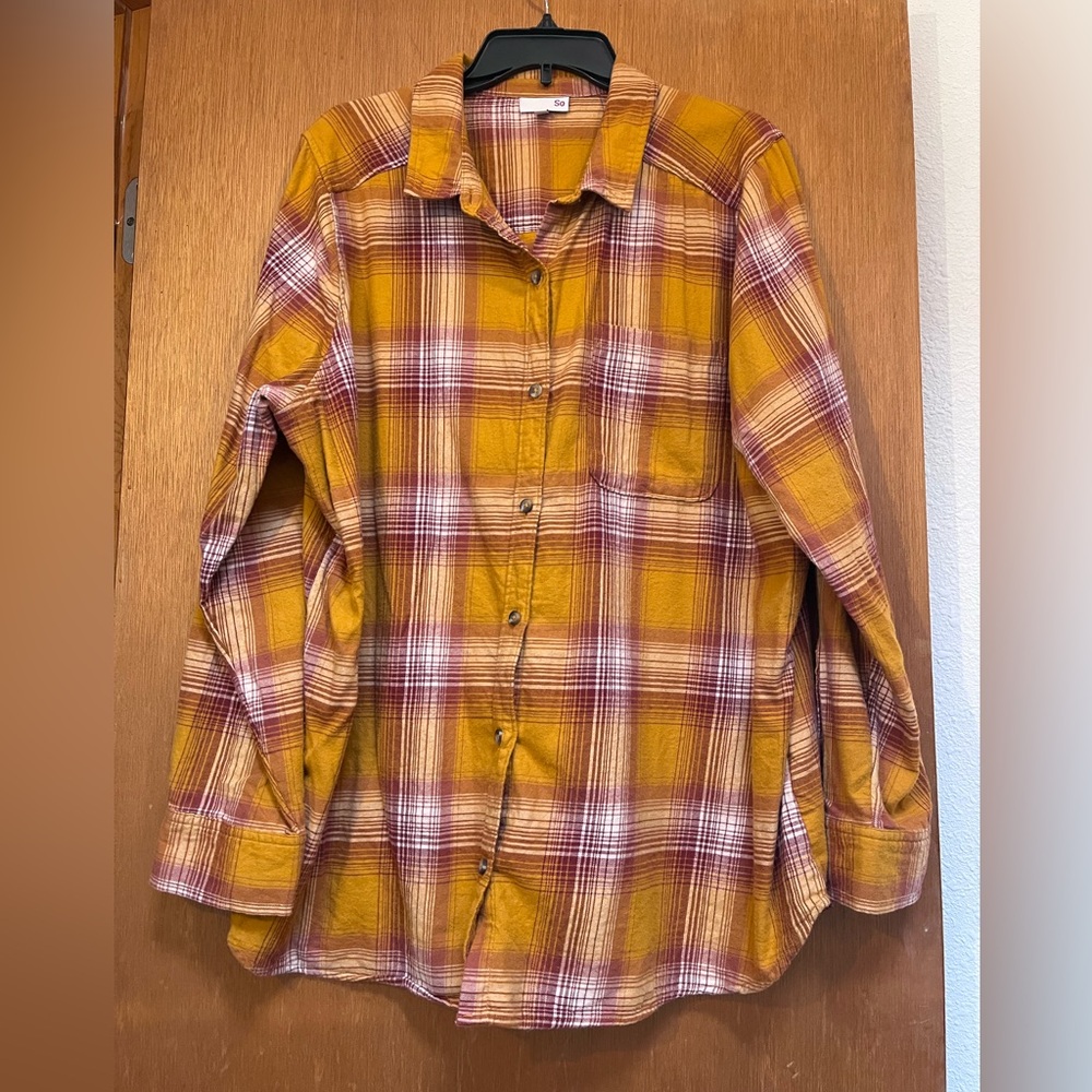 Junior’s SO flannel shirt size 1x